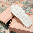 M-Sneakers