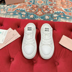 M-Sneakers
