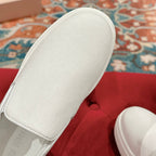 M-Sneakers