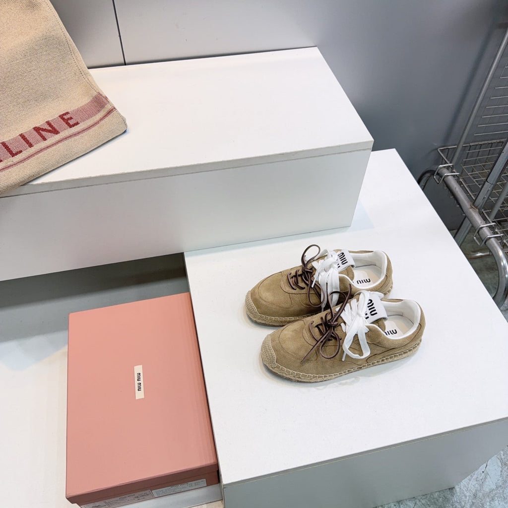 M-Sneakers