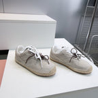 M-Sneakers