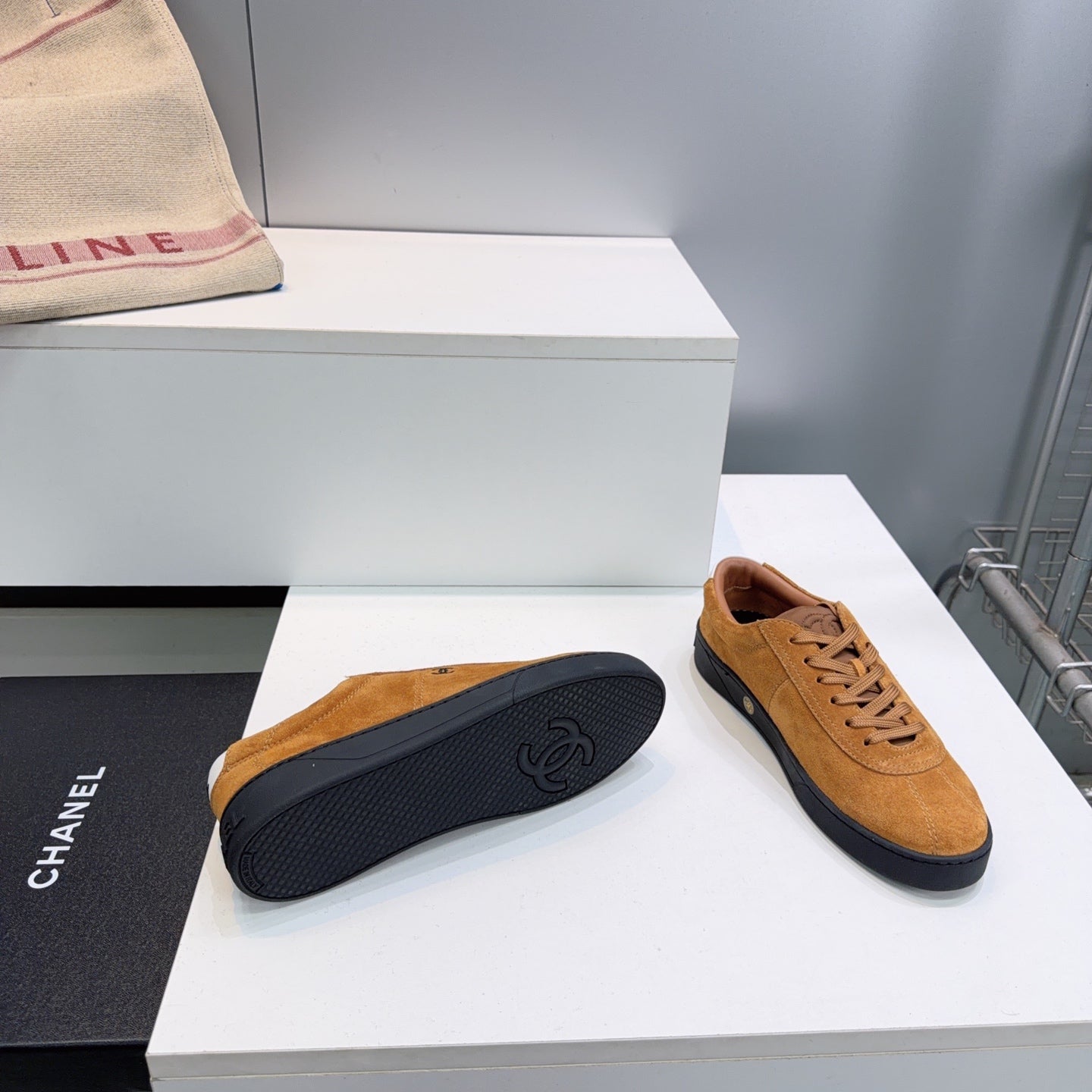 C-Sneakers