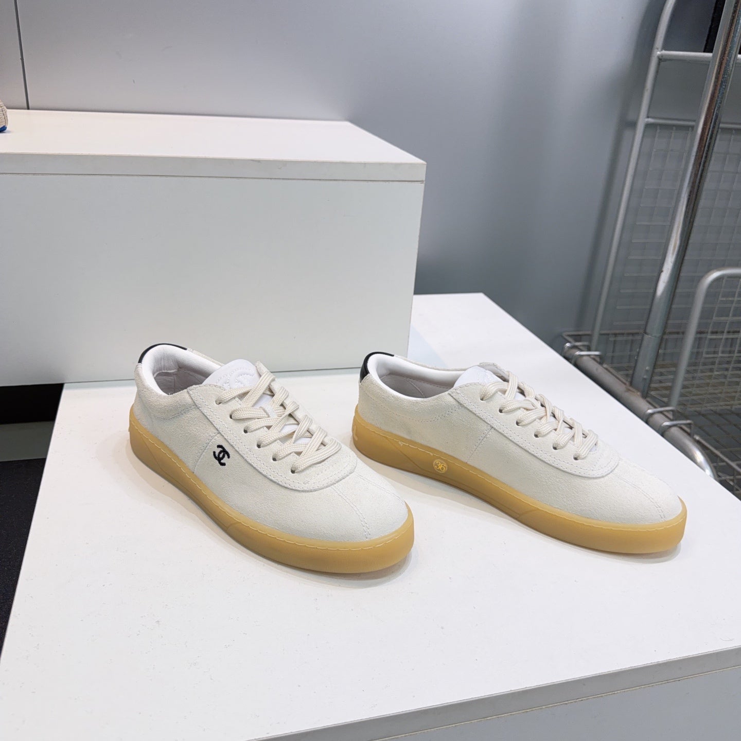 C-Sneakers