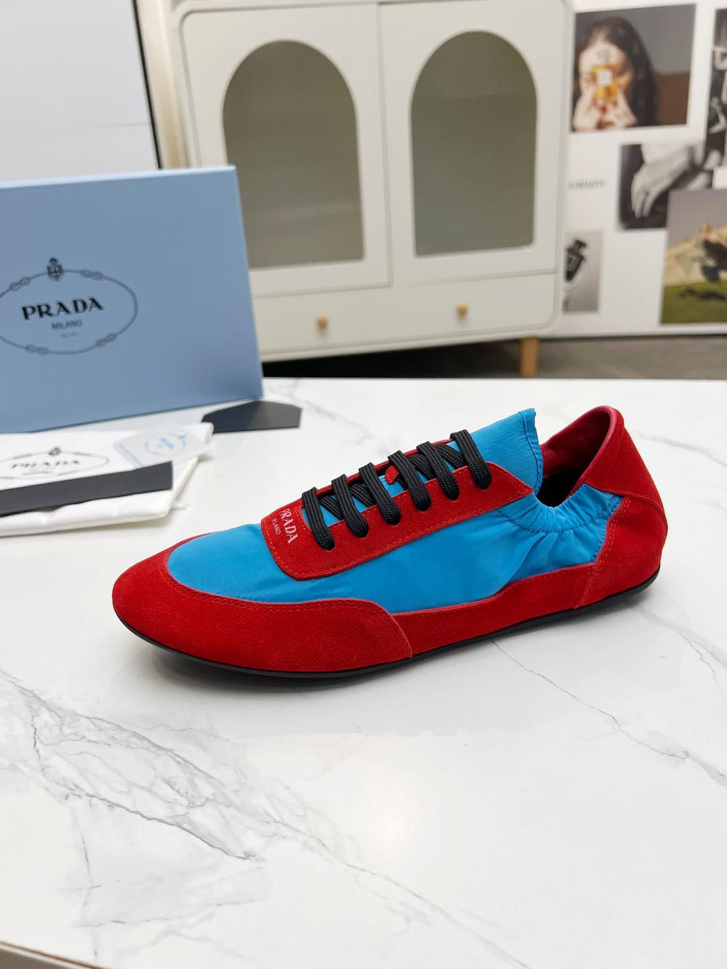P-Sneakers
