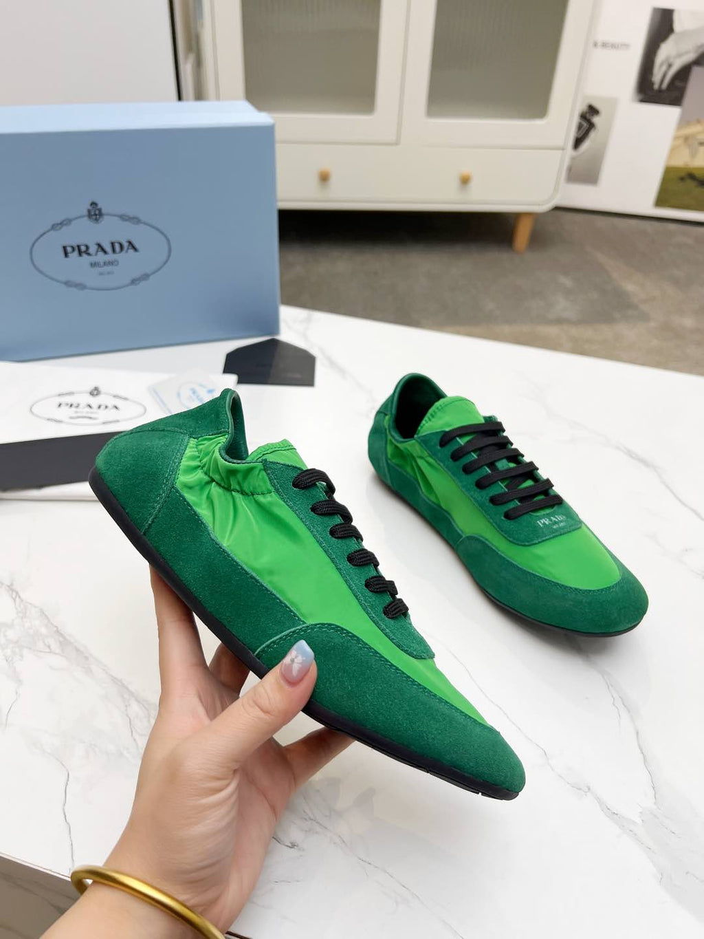 P-Sneakers