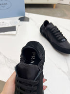 P-Sneakers