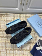 P-Sneakers