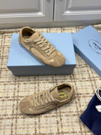 P-Sneakers