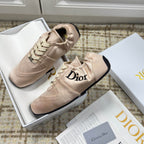 D-Sneakers