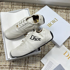 D-Sneakers