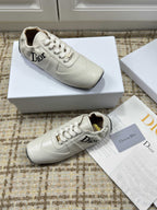 D-Sneakers