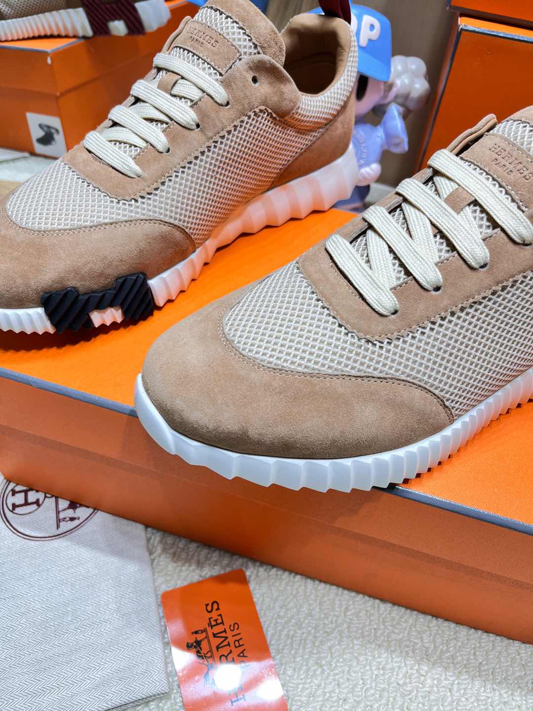 A-Sneakers
