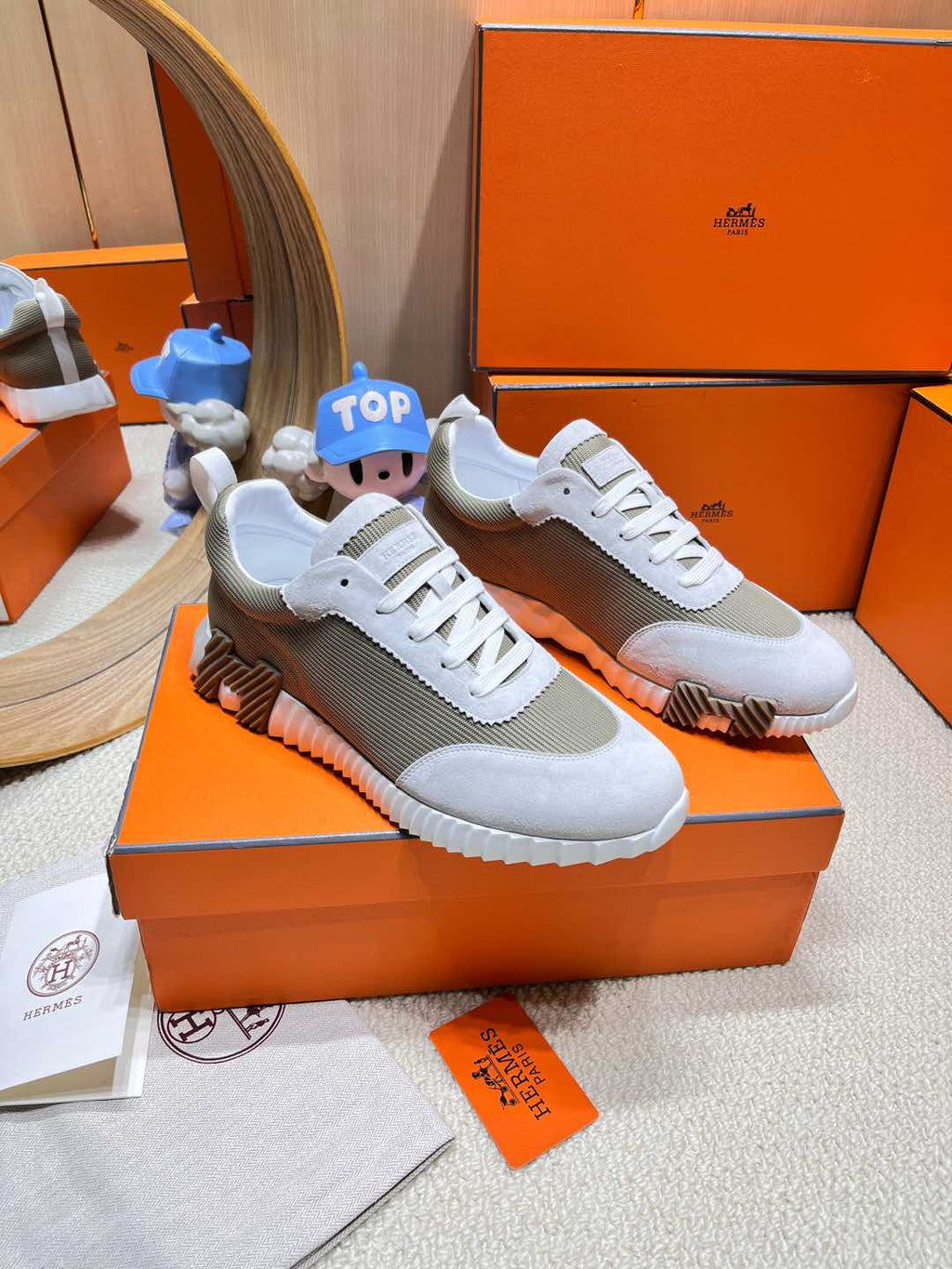 A-Sneakers