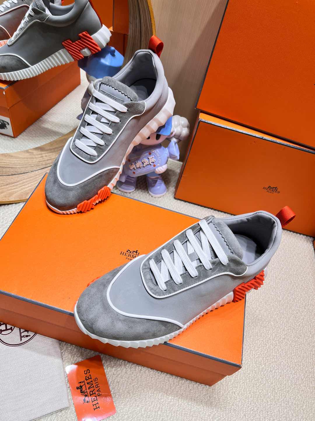 A-Sneakers
