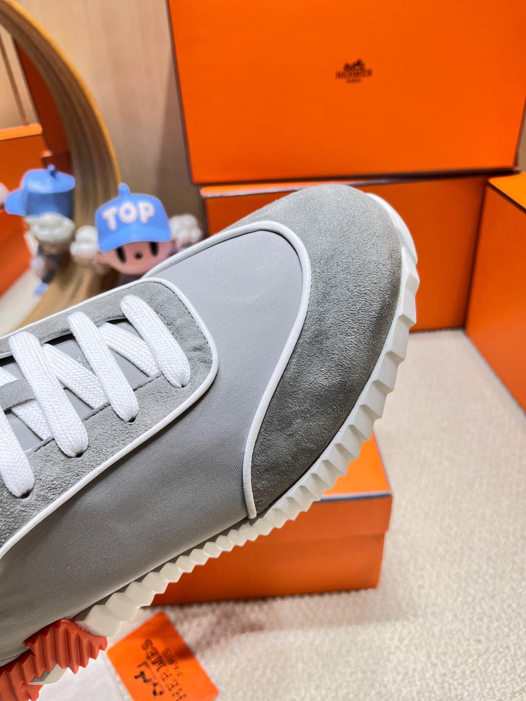 A-Sneakers