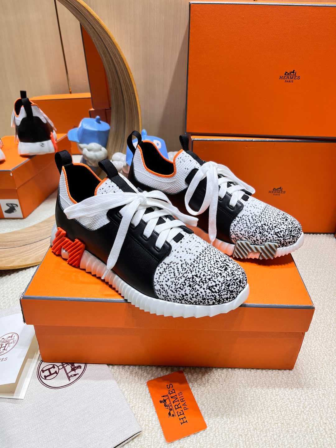 A-Sneakers