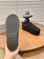 B-Sneakers