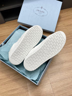 P-Sneakers