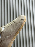 P-Sneakers