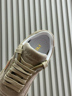 P-Sneakers