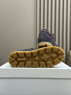 P-Sneakers
