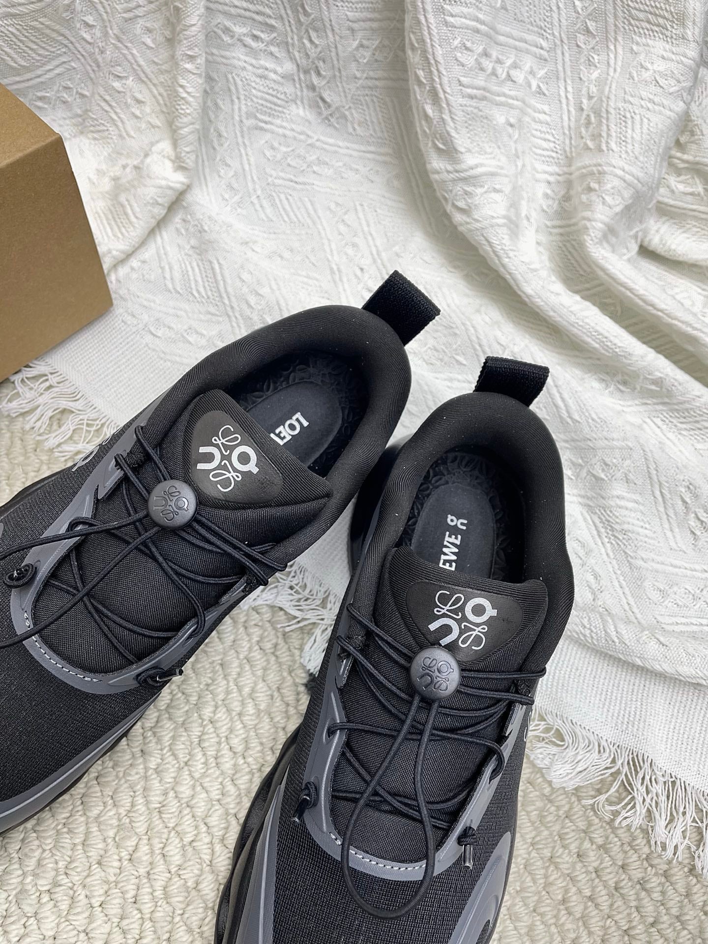 L2-Sneakers