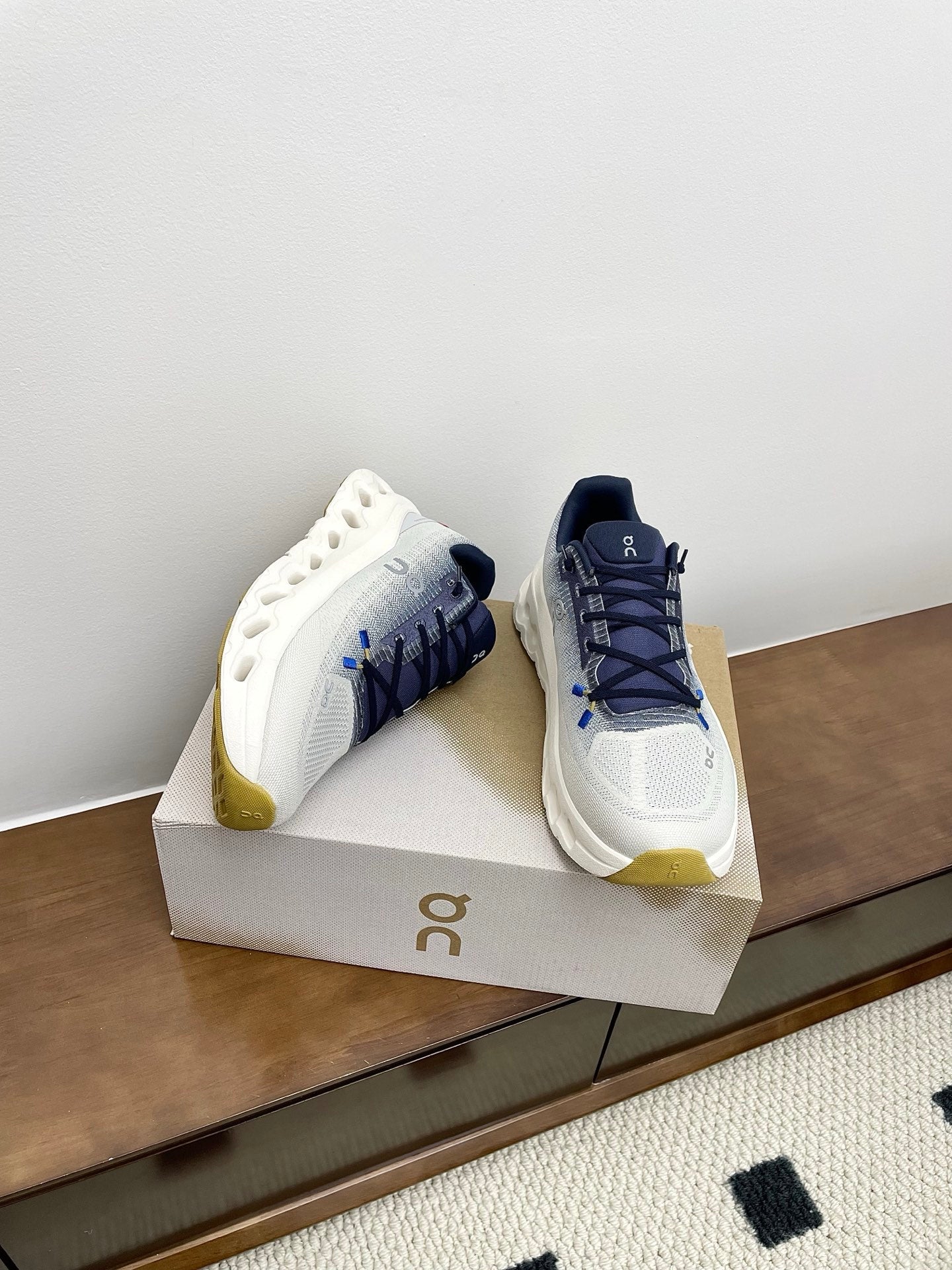 L2-Sneakers