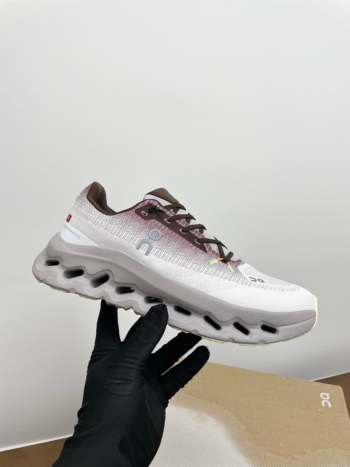 L2-Sneakers
