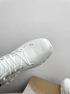 L2-Sneakers