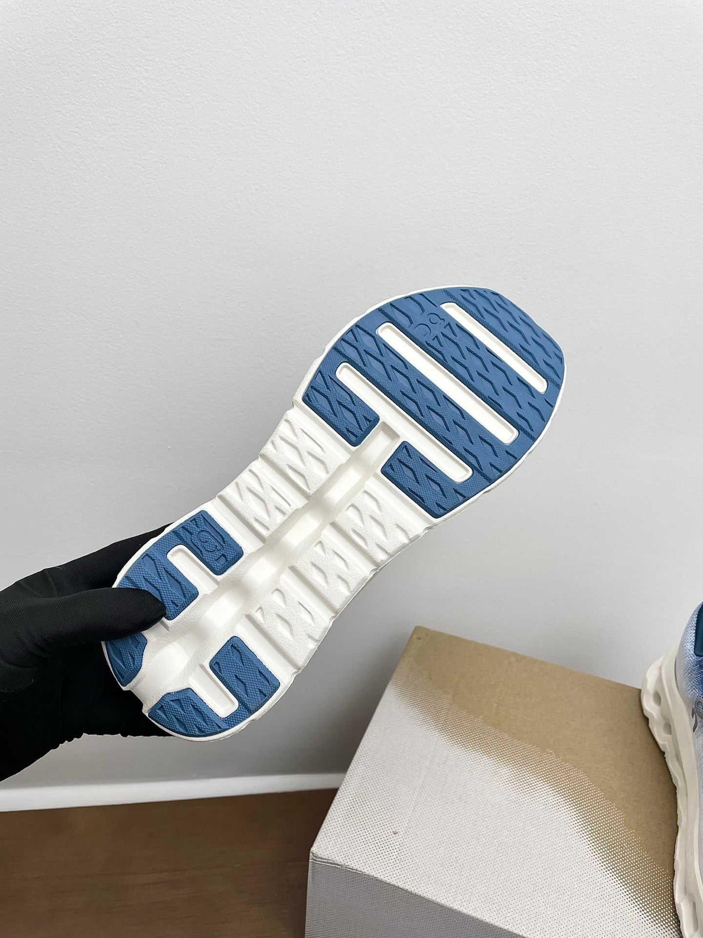 L2-Sneakers