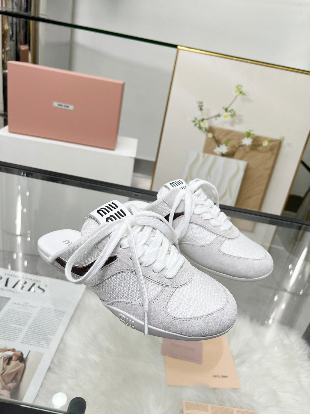 M-Sneakers