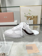 M-Sneakers
