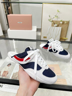 M-Sneakers
