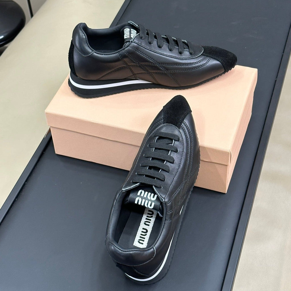 M-Sneakers
