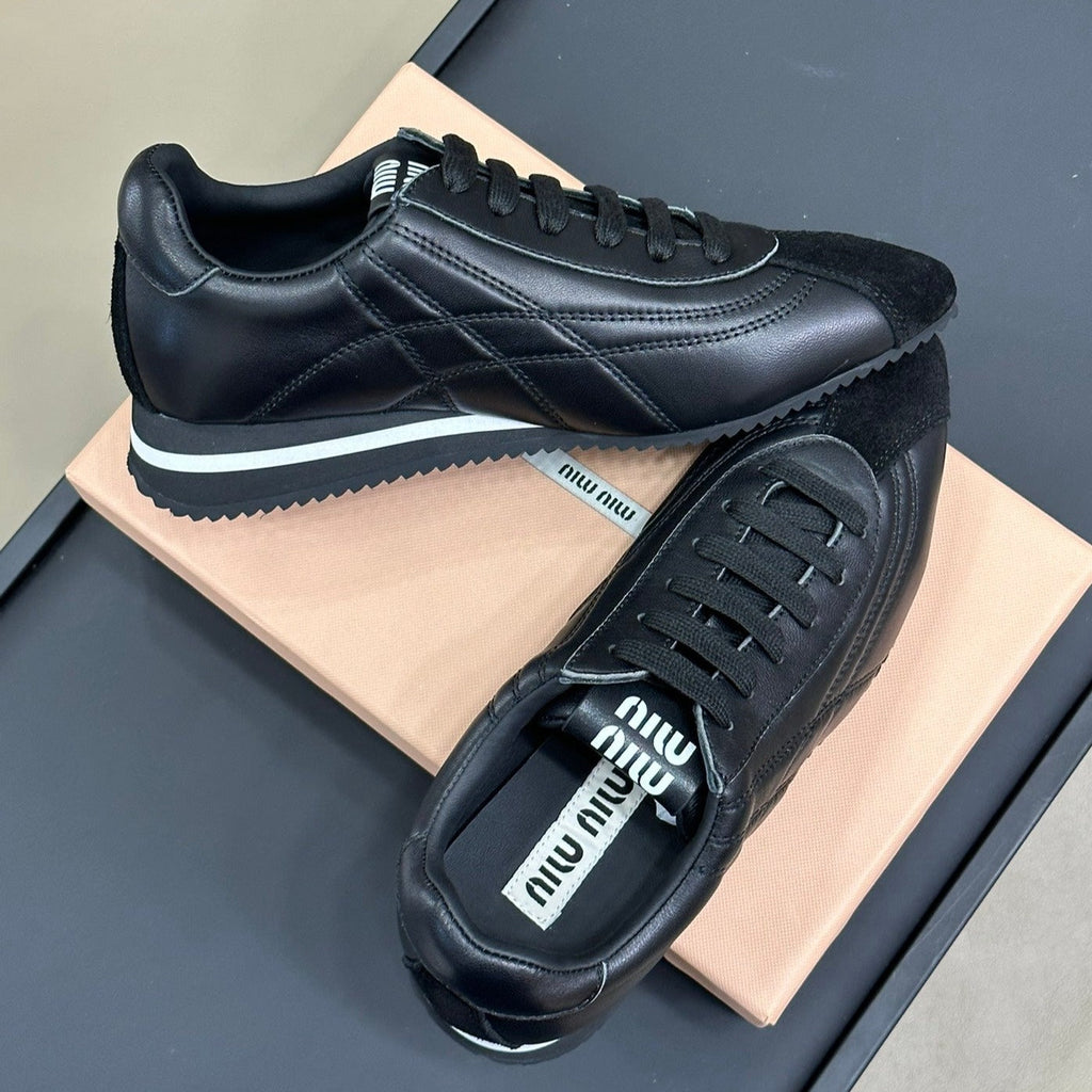 M-Sneakers