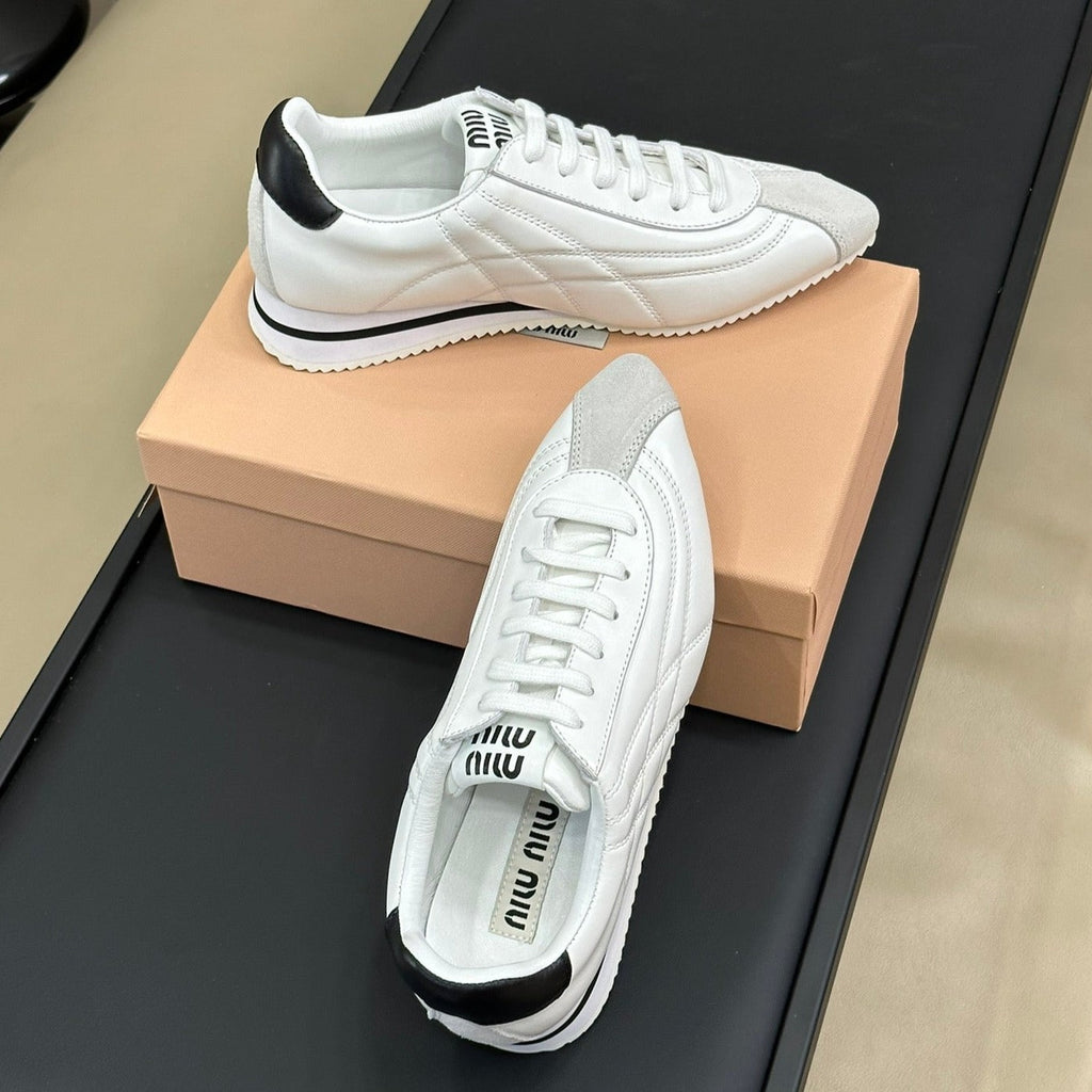 M-Sneakers