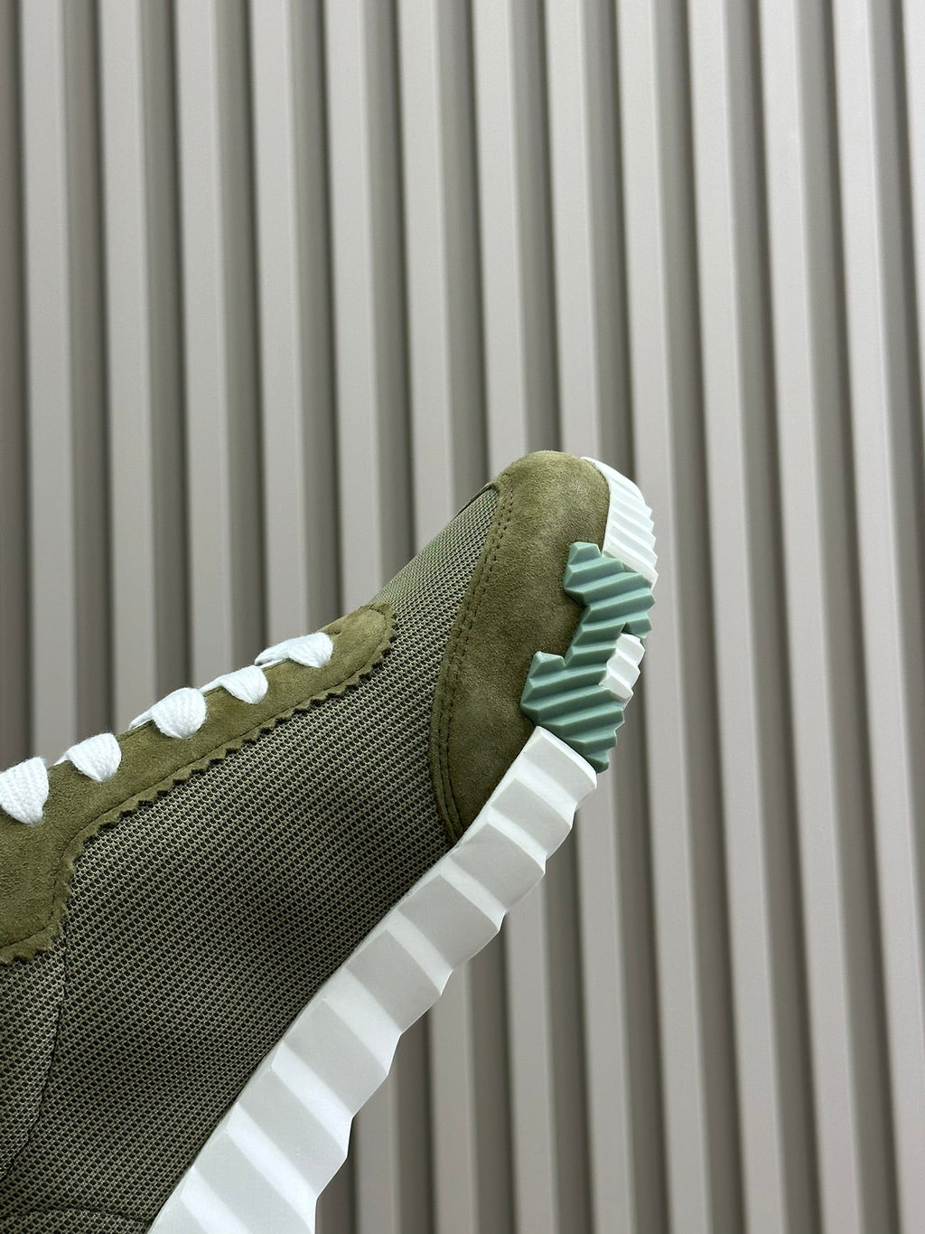 A-Sneakers