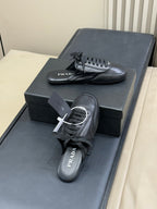 P-Sneakers