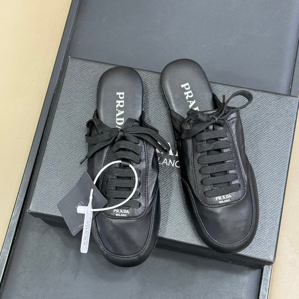 P-Sneakers