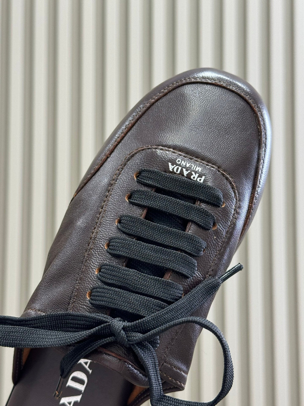 P-Sneakers