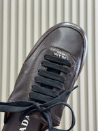 P-Sneakers