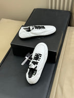 P-Sneakers
