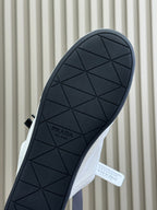 P-Sneakers