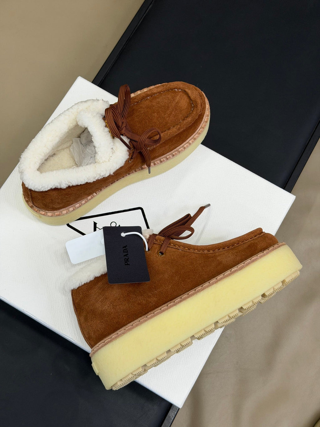 P-Sneakers