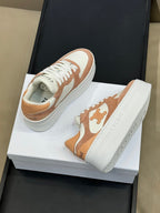 S-Sneakers