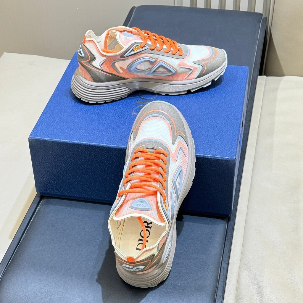 D-Sneakers