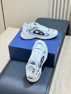 D-Sneakers