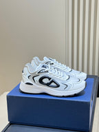 D-Sneakers