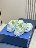 D-Sneakers