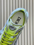 D-Sneakers